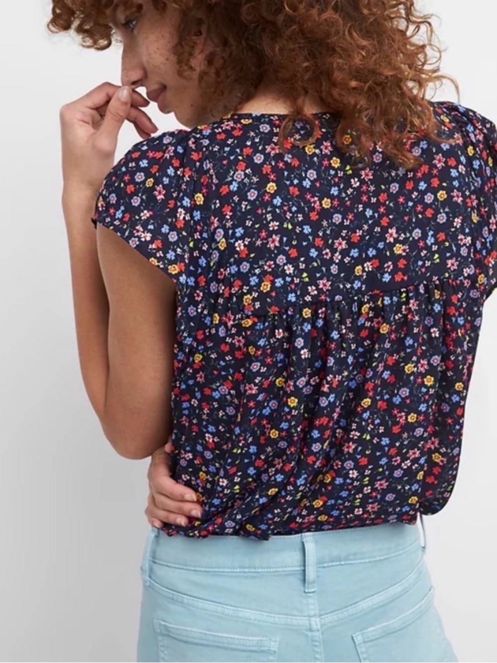 Gap Floral Tie Neck Blouse Size Small